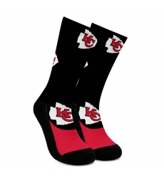 Kansas City Chiefs For Bare Feet Men's NFL Stripe Deuce Performance Crew Socks